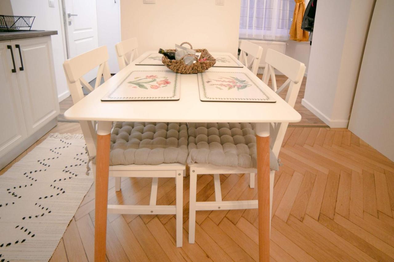 Apartment Jasmine Serenity - Central, Behind Black Church Brasov