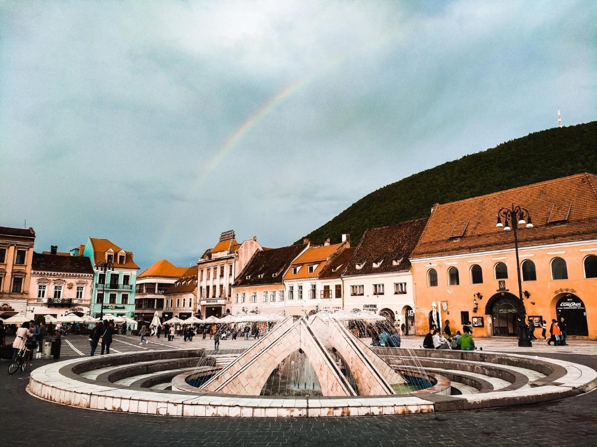 Jasmine Serenity - Central, Behind Black Church * Brasov