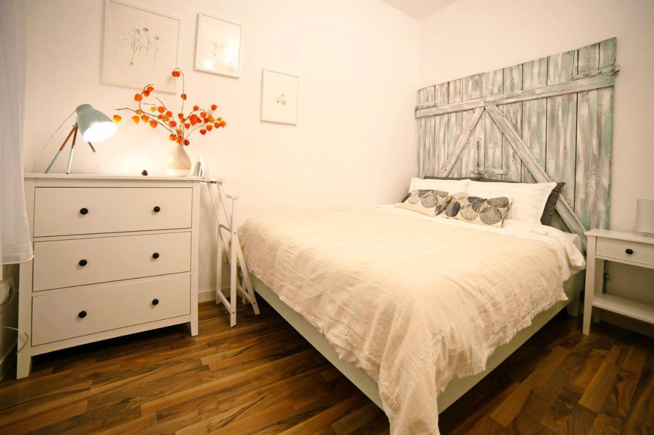 Jasmine Serenity - Central, Behind Black Church Apartment Brasov