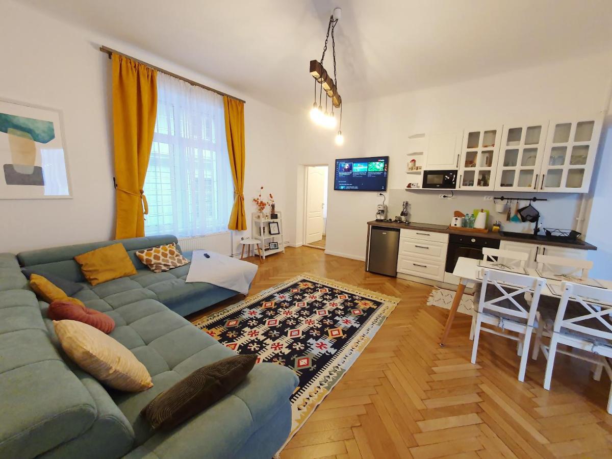 Apartment Jasmine Serenity - Central, Behind Black Church *